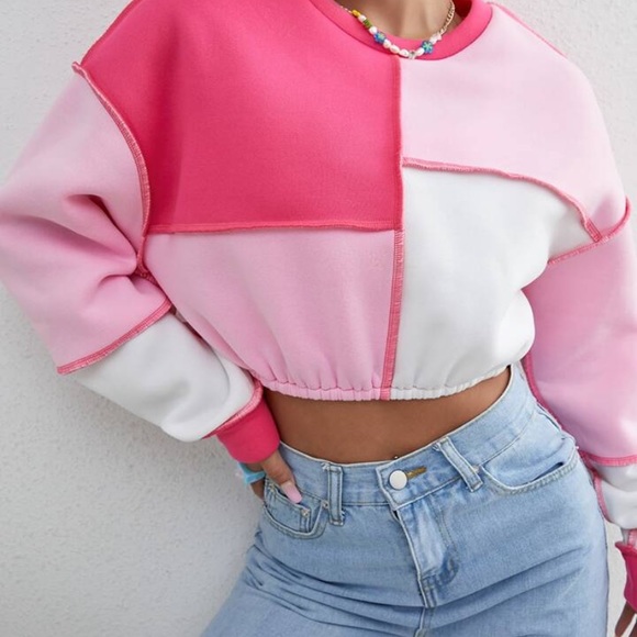SHEIN color block crop top sweater - Picture 2 of 2